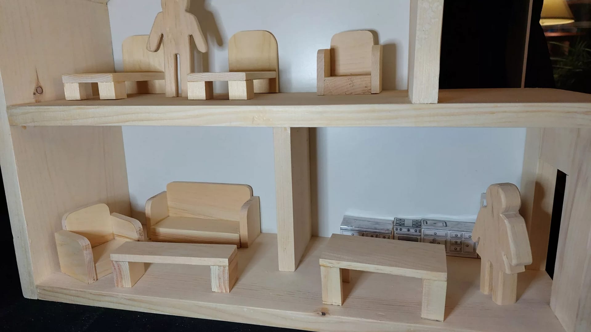 Doll House with Deck - Image 4