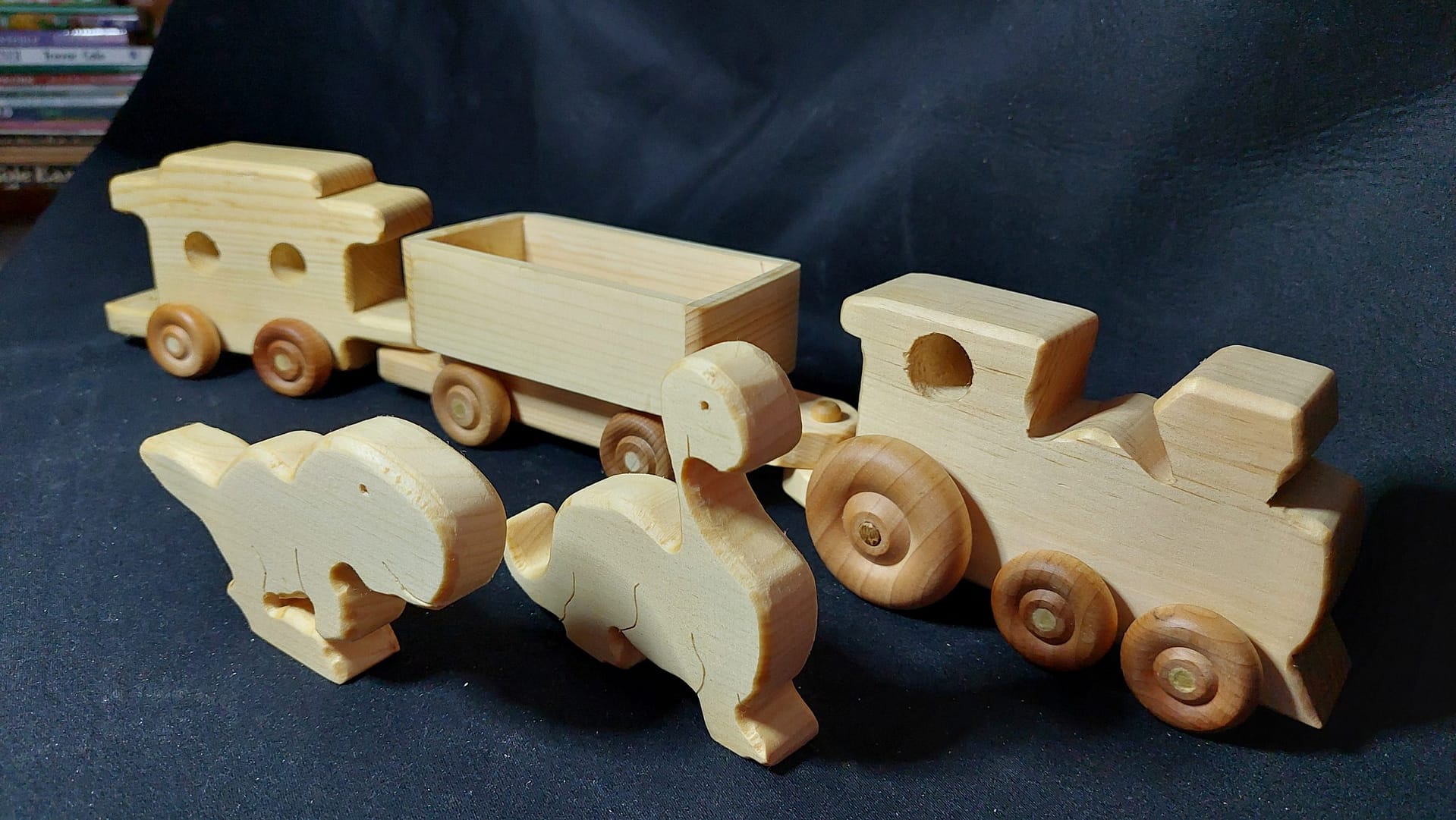 Dinosaur Train with 3 Cars