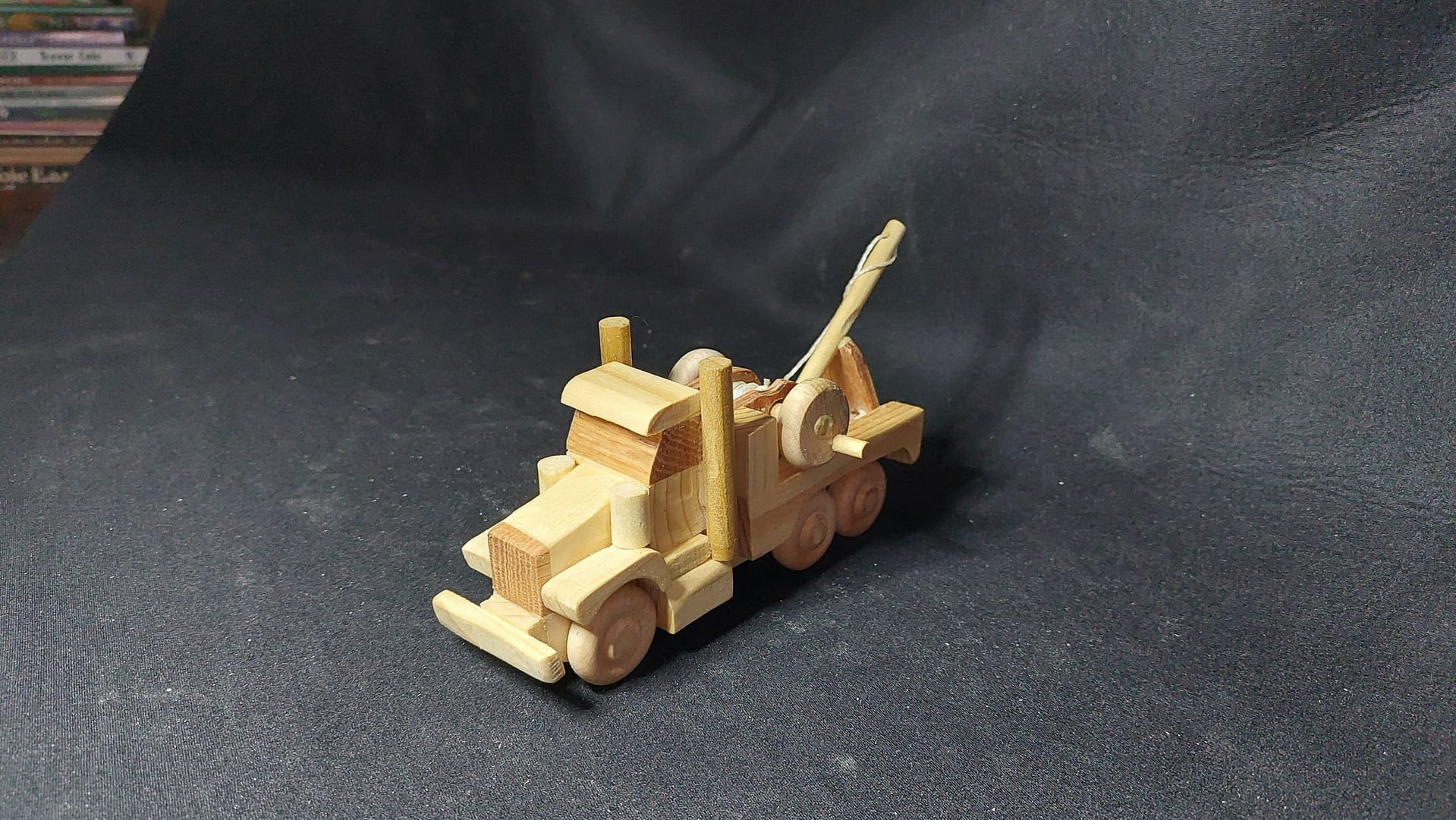 Tow Truck detailed - Image 2