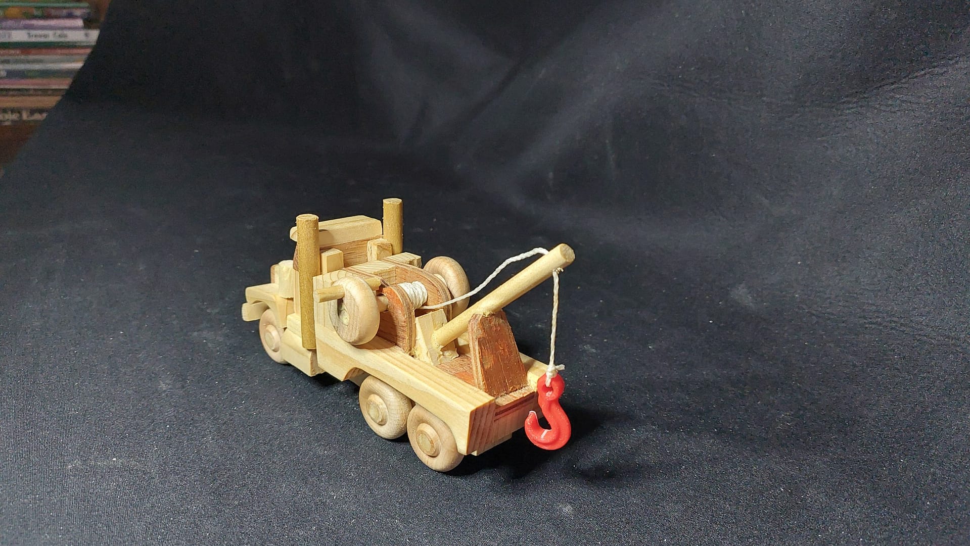 Tow Truck detailed - Image 3