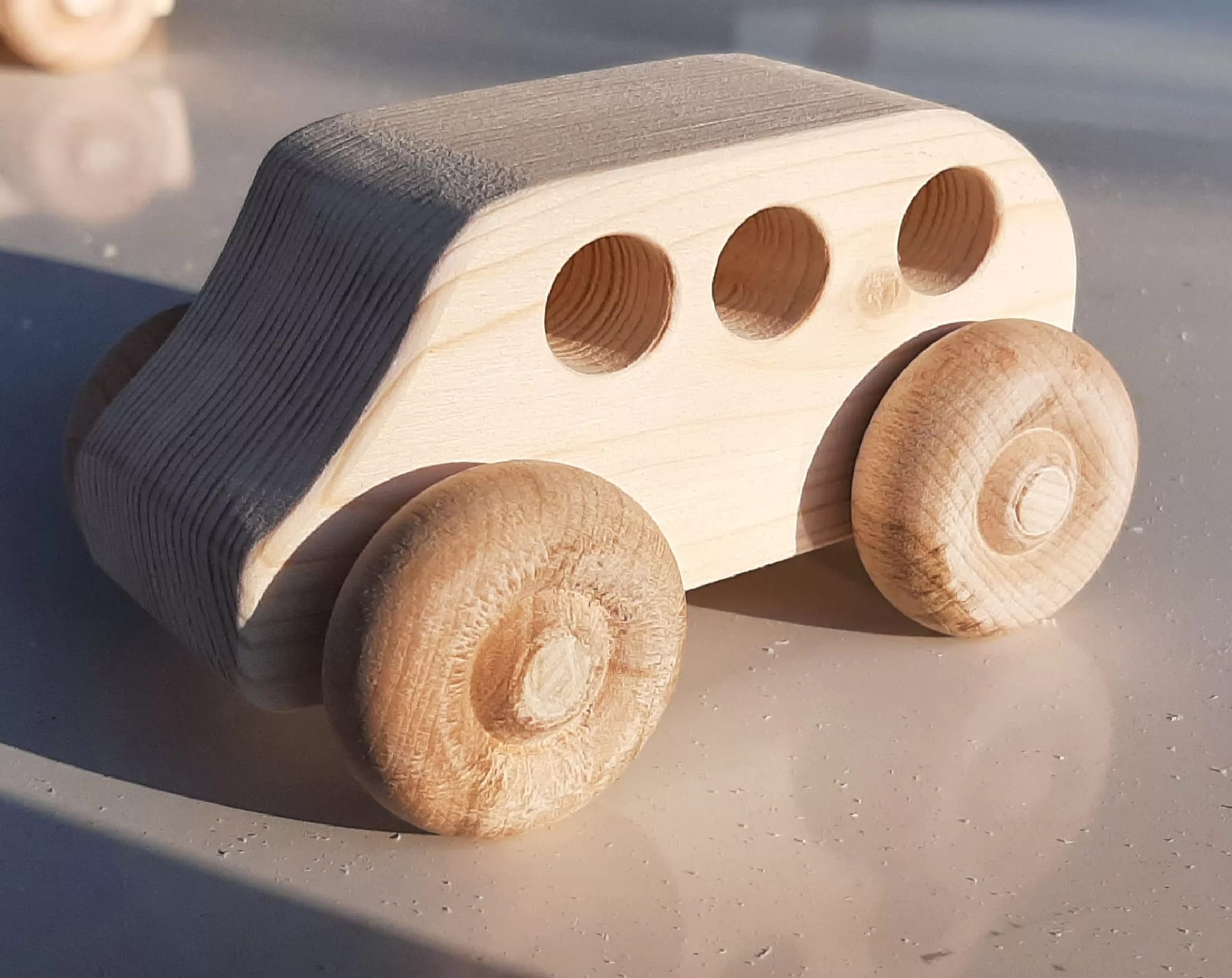 Pick 3 $12 Cars - Image 6